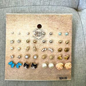 A set of 20 earrings by True Craft